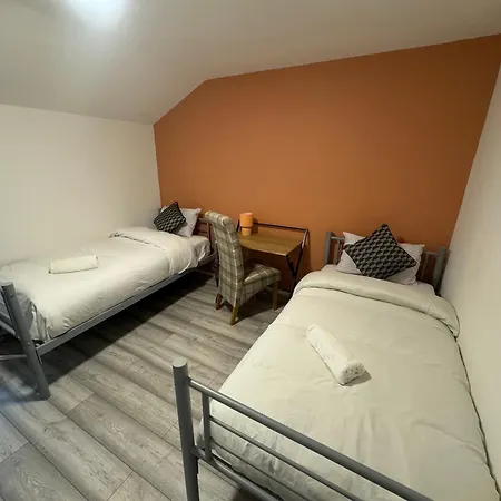 Tottenham Velvet Suites London Exterior photo